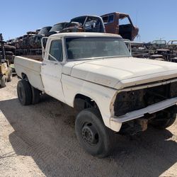 3/4 Ton 1967 Ford Truck, Long Bed 