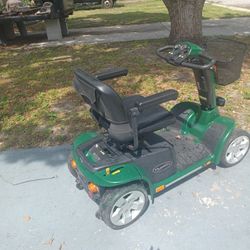   Mobility Scooter  Pride Pursuit 