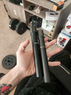 Shure PG81 cardioid condenser Microphone
