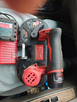 Milwaukee cordless Bandsaw M12  12V