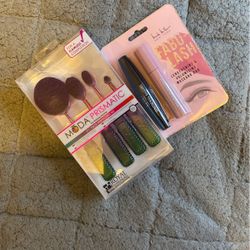 Makeup Brushes & Mascara