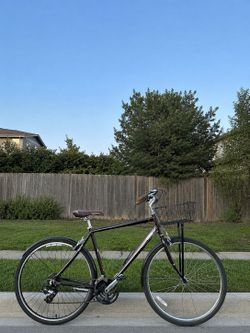 Norco City Glide Comfort Hybrid Bike – Step-Through Frame