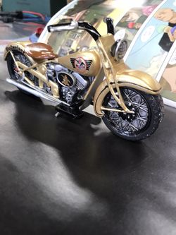 1929 Harley Davidson Budweiser Motorcycle Model 1/24 Scale Collectible