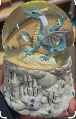 Dragon musical globe