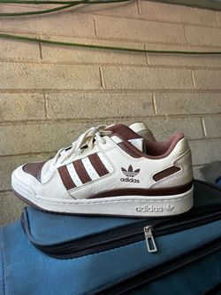 Adidas  talla 12 como nuevos