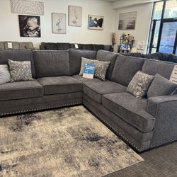 🛋️ Gray Sofa Sectional Set – $1299 Steal!