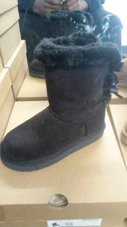 2 pair of kid ugg boots under retail price!!!