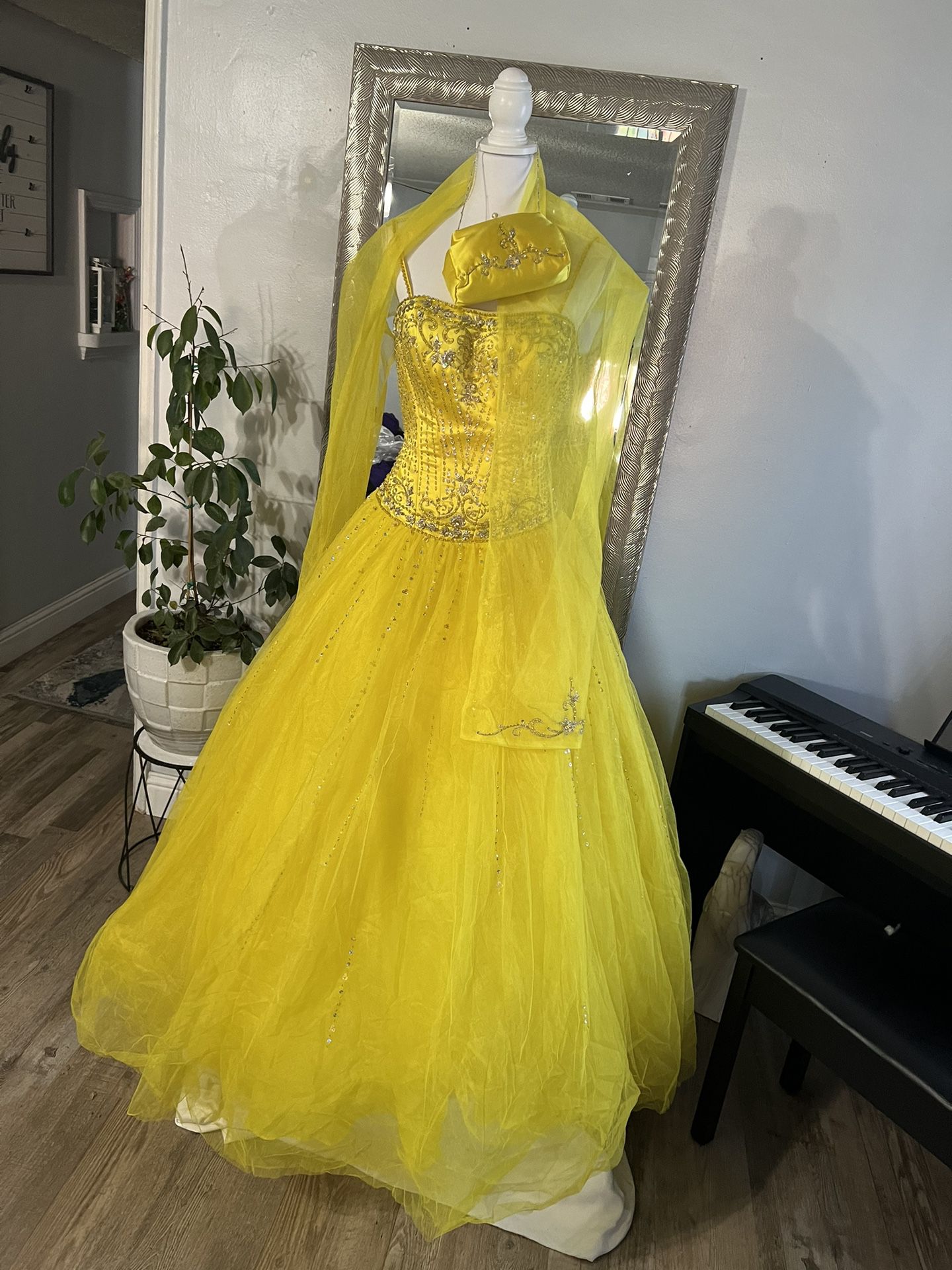 Yellow Quinceañera/Sweet 16 Dress