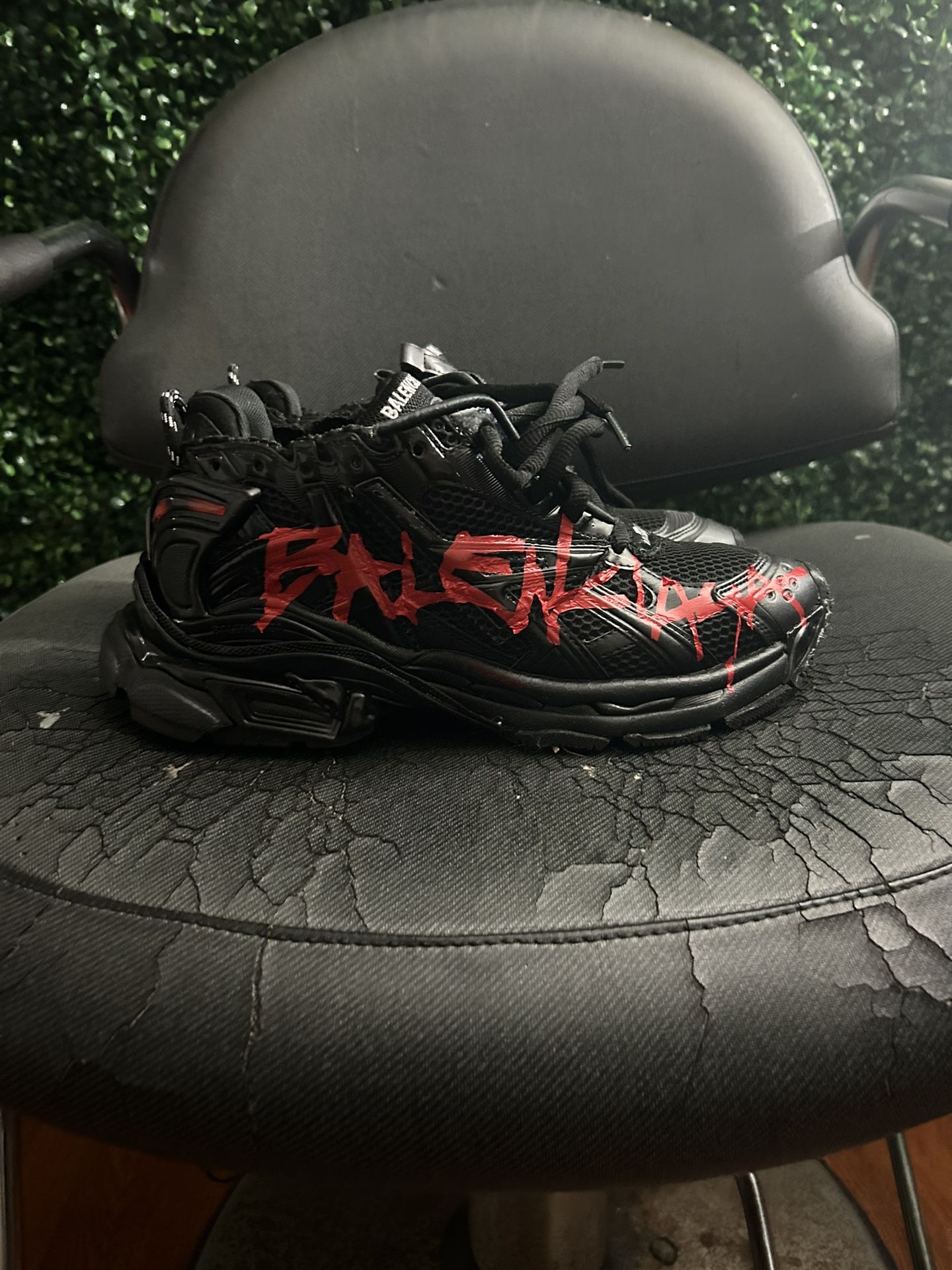 Balenciaga 