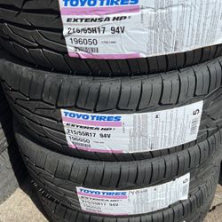 215/55/17 Toyo Extensa HP2