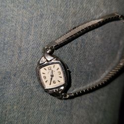 Gold Watch Ladys Elgin 23 Vintage 
