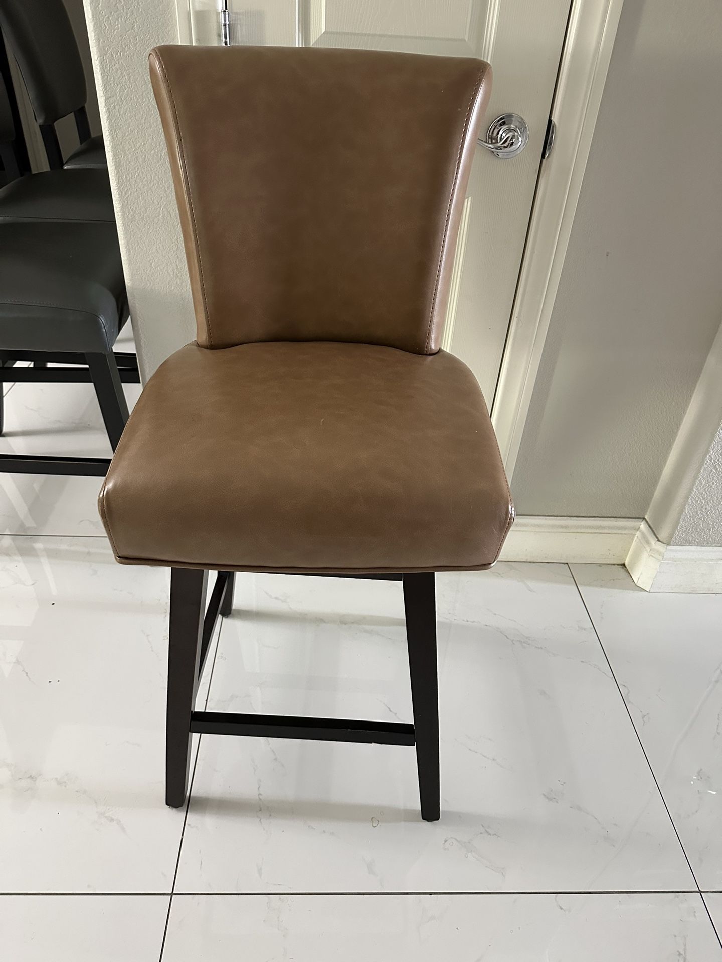 Counter Chair/swivel Stool