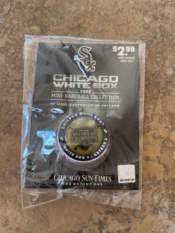 2005 Chicago White Sox Championship Mini Baseballs
