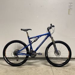 Santa Cruz Blur Medium Mountain Bike
