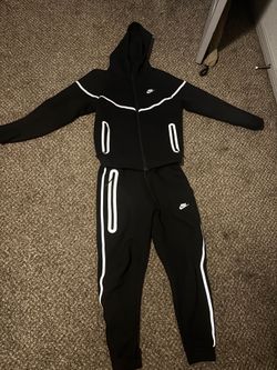 Size s Nike tech