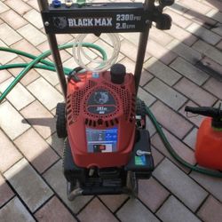 Black Max Gas 2300 Power Washer 