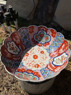 Vintage Japanese Imari Porcelain Scalloped Bowl – Hand Painted