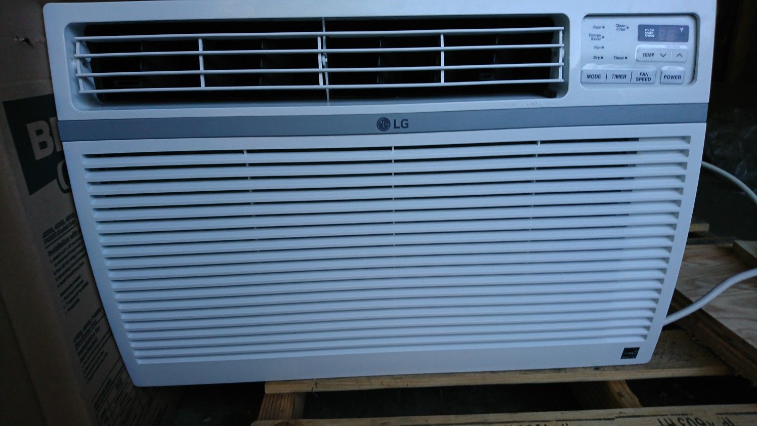 Air Conditioner LG 15,000 BTU (LW1516ER)