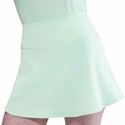 New with tag Nike One Dri-FIT High-Waisted Skort size M