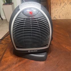 Pelonis Oscillating Digital Don Heater