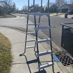 Pool Ladder