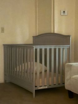 Baby crib