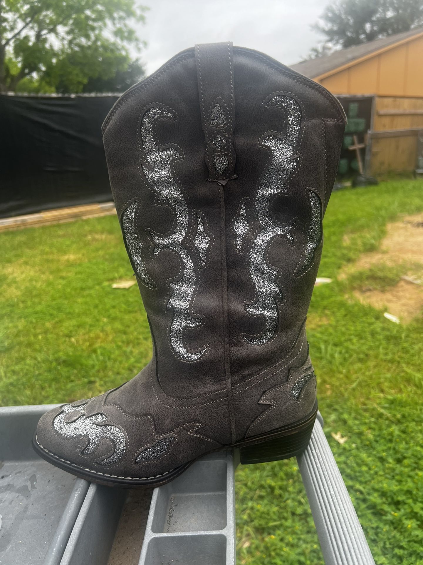 Women’s Cowgirl Boots 