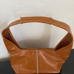 Brand New Valentino Brinda Leather Purse (Made in Italy)