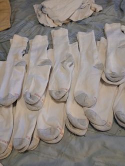 Lot Of Hanes Socks 