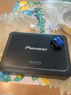 Pioneer GM-DX975 5 Ch amp