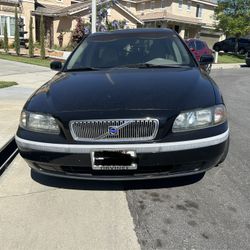 2004 Volvo V70