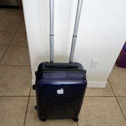 Suitcase with Apple Logo H 20"