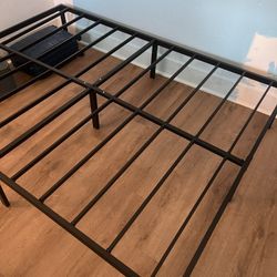 Queen Metal Bed frame 