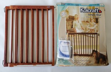 Kolcraft Wooden Safety Gate