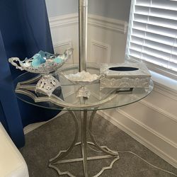 Beautiful Side Table With Large Lamp