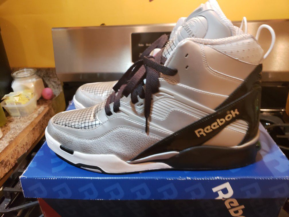 praktiseret skrot henvise Reebok twilight zone pump pys exclusive "android" size 13 for Sale in  Chicago, IL - OfferUp