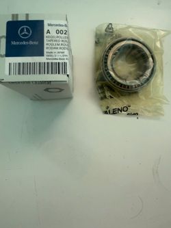 Mercedes Benz Tapered Roller Bearings Genuine & New