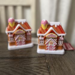 Gingerbread Decor