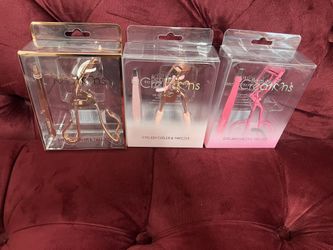 Beauty creations Eyelash Curler And Tweezer Set