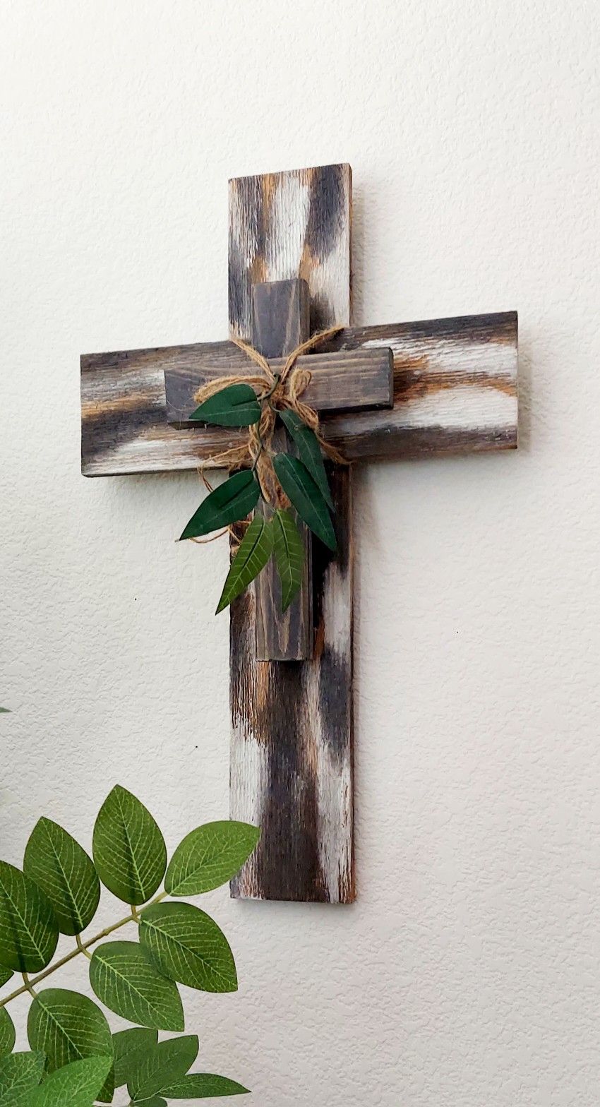 20"H X 12"W X 21/2"D Solid Wood Cross Distressed Graphic Charcoal