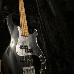 ESP Vintage 4 Bass 