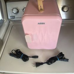 Aidek Mini Fridge