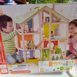 Happy Family All Season House