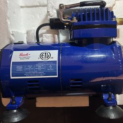 D500 Air Compressor PAASCHE Works Great