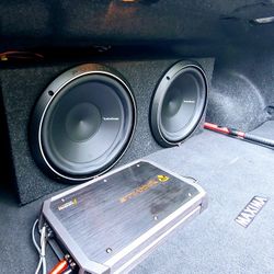  2 Rockford Fosgate  P2 12" Subs With Box And Amp