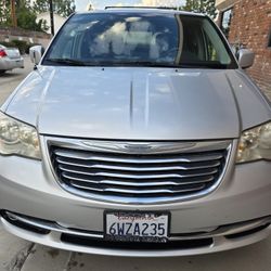 2011 Chrysler Town & Country