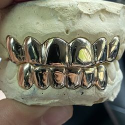 Gold Grillz 