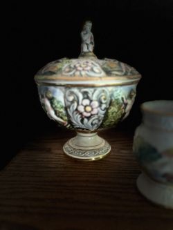 Signed Vintage Italy Capidimonte