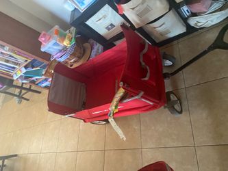 Radio flyer wagon