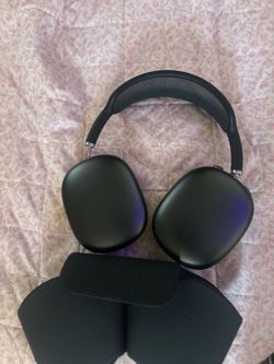 Brand new Apple AirPods Max USB-C